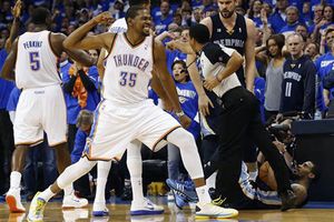 Thunder inicia con victoria Semifinales de Conferencia