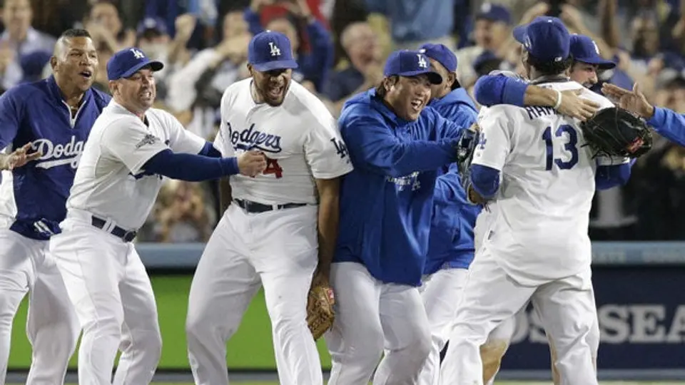 Dodgers y Cardenales se enfrentan por el pase a la Serie Mundial