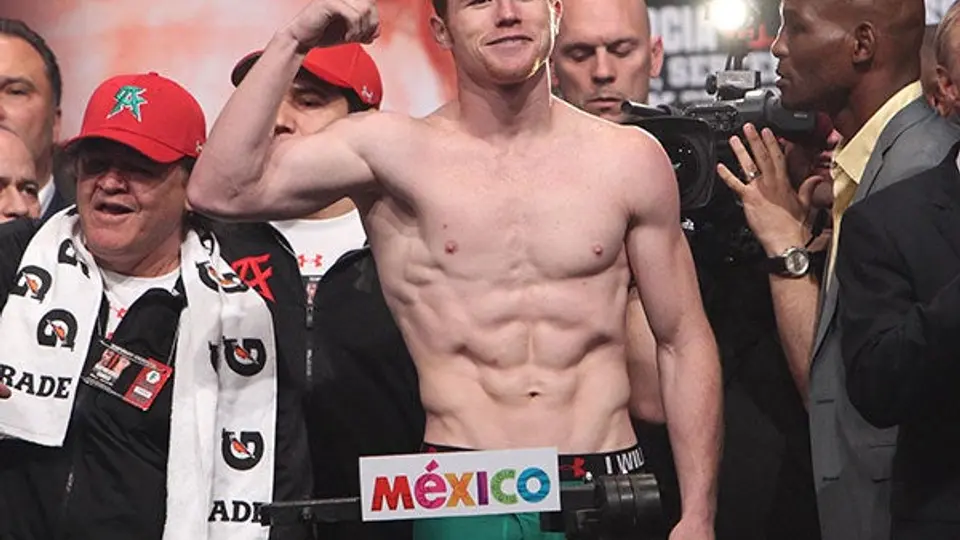 CMB muestra su apoyo al Canelo Álvaréz
