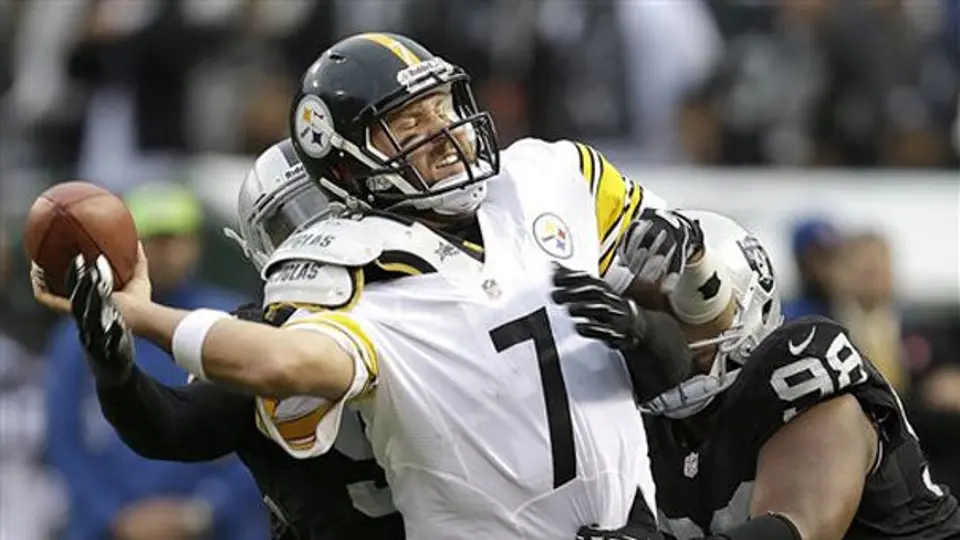 Pittsburgh luce como víctima frente a Nueva Inglaterra