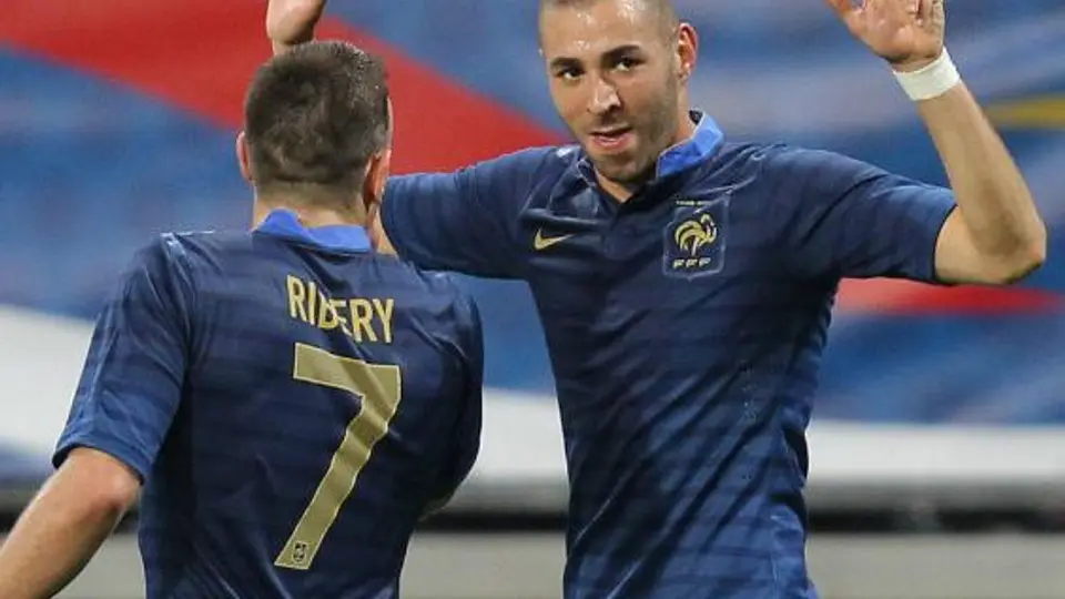 Inicia juicio contra Ribery y Benzema por prostitución de menores