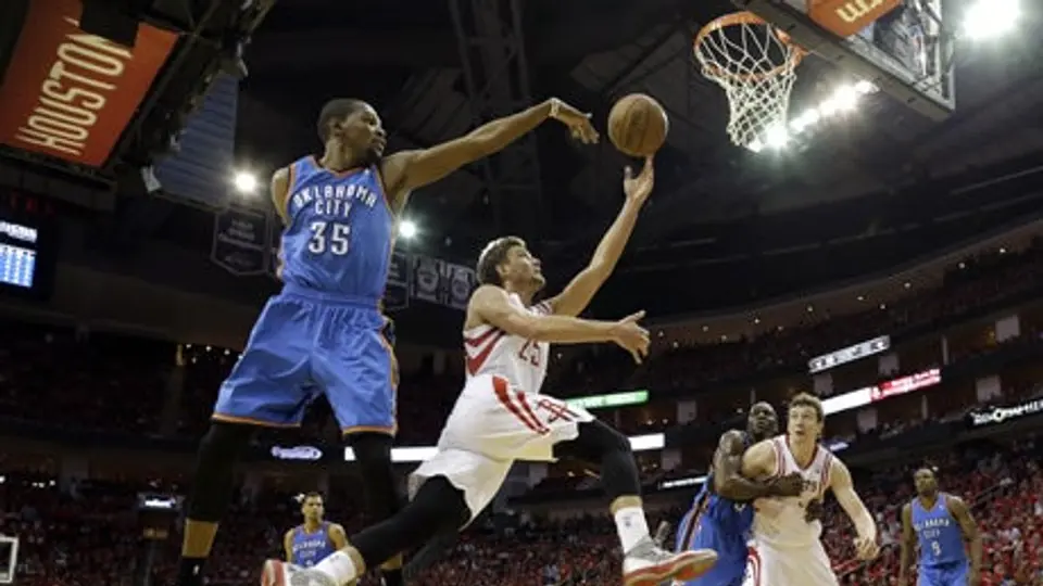 Rockets evita la barrida ante Thunder