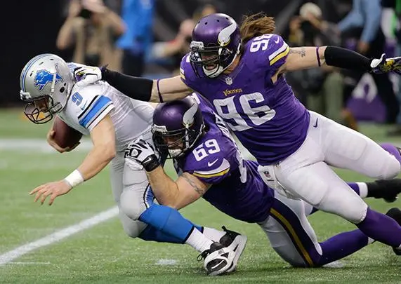 Minnesota se despide del Metrodome con victoria