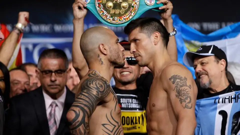 'Maravilla' Martínez y Miguel Cotto superan la báscula
