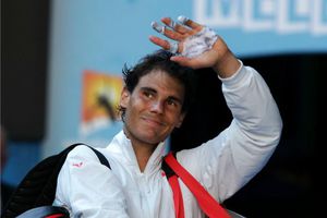 Nadal sufre para llegar a Semifinales