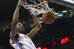 Durant guía al Thunder a la siguiente ronda de postemporada