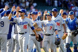 Dodgers suma 14 triunfos seguidos como visitante