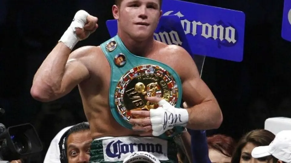 Canelo viajará a Panamá para recibir su cinturón AMB