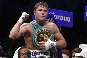 Canelo viajará a Panamá para recibir su cinturón AMB
