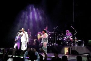 Músicos dedican canciones a Chucho Benítez tras su muerte