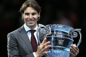 Nadal recibe trofeo que lo acredita como el mejor del mundo