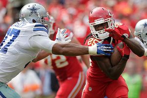 Kansas City logra apretada victoria contra Dallas