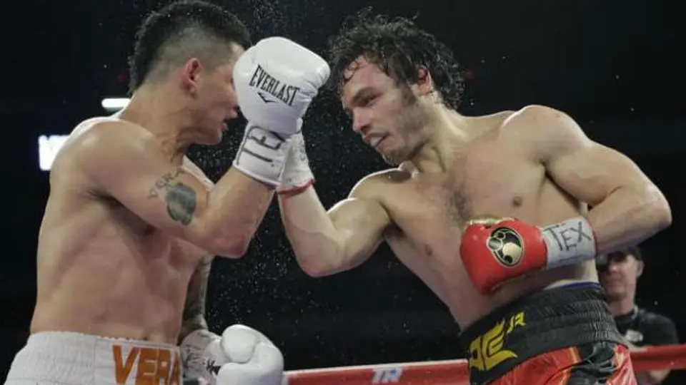 Chávez Jr no firmará con Top Rank hasta que le pague lo justo