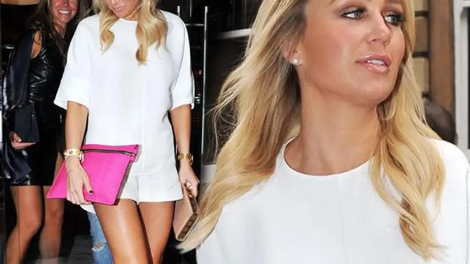 Alex Gerrard luce sus fabulosas piernas en Liverpool