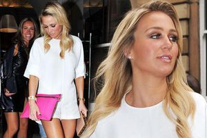 Alex Gerrard luce sus fabulosas piernas en Liverpool