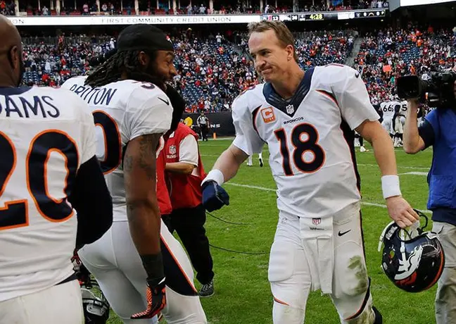Manning hace historia y llega a 51 pases de TD