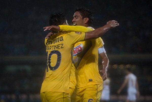 Valenzuela puso el segundo de cabeza para la visita | MEXSPORT