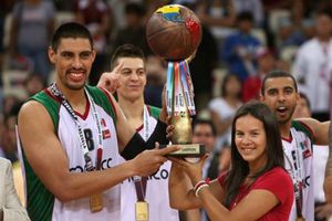 'Tenemos un año para trabajar y organizar las cosas': Ayón