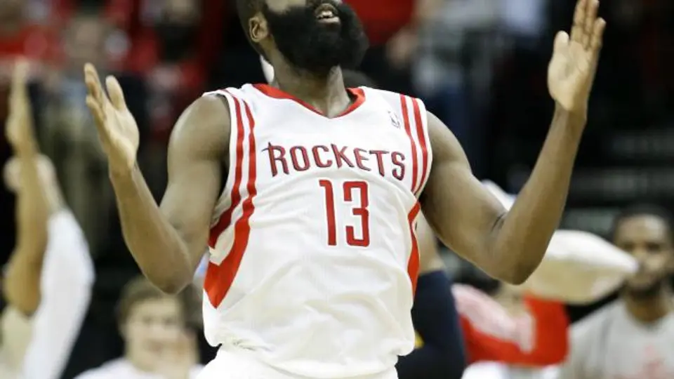 Harden y Anthony, mejores jugadores de la semana