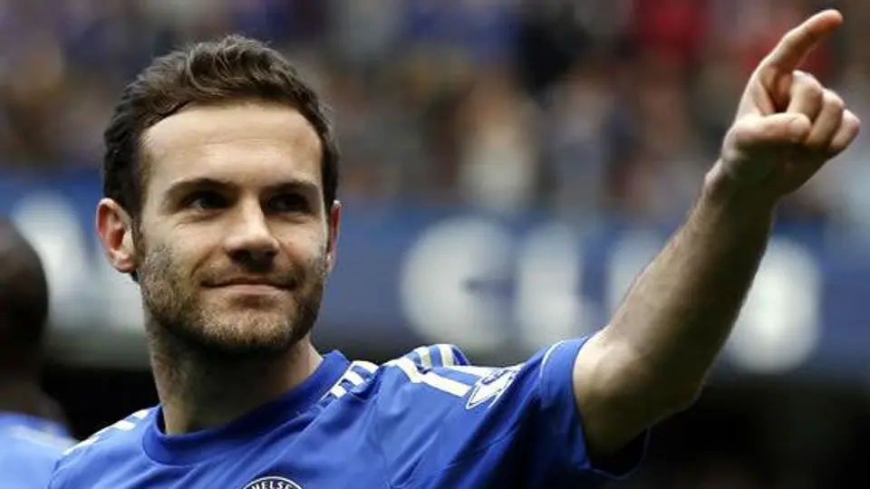 Manchester United pagaría 45 millones de euros por Mata
