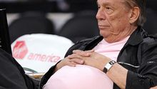 Dueño de los Clippers se niega a vender al equipo