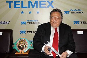 Sulaimán pide a Julio César estar en la esquina de su hijo