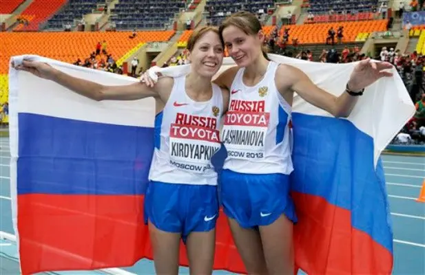 Rusia logra el 1-2 en marcha femenil de 20 kilómetros