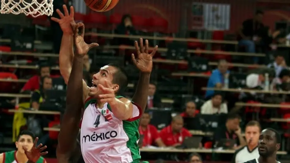 México vence a Jamaica y tiene un pie en Mundial de Basquetbol