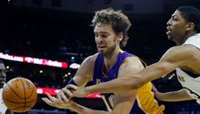 Lakers caen ante Nueva Orleans