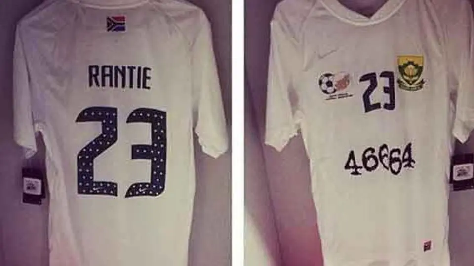 Sudáfrica homenajea a Mandela en su playera