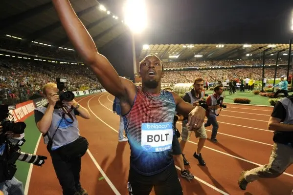 Bolt enfrentará a autobus de pasajeros en Buenos Aires