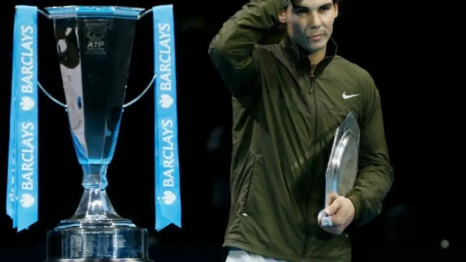 Nadal considera que las fallas en el saque le afectaron