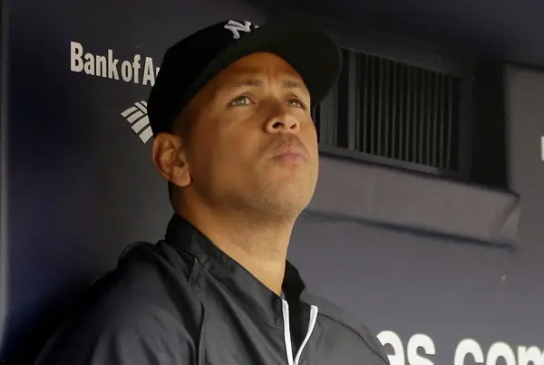 Elevan a corte federal la demanda de A-Rod contra Grandes Ligas