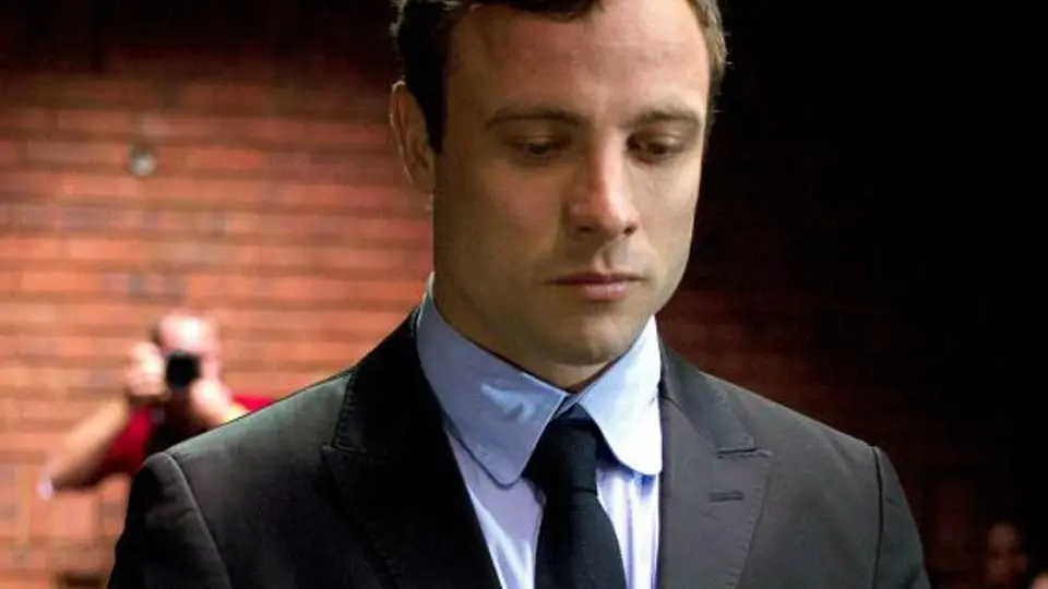Pistorius recuerda a Steenkamp, a un año de su muerte