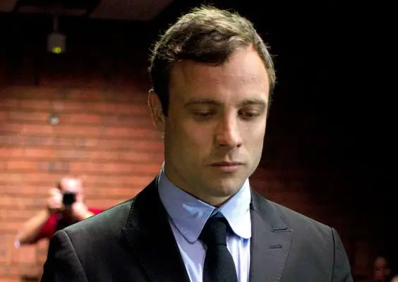 Pistorius recuerda a Steenkamp, a un año de su muerte