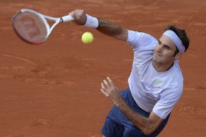 'Nunca es fácil contra Benneteau': Roger Federer