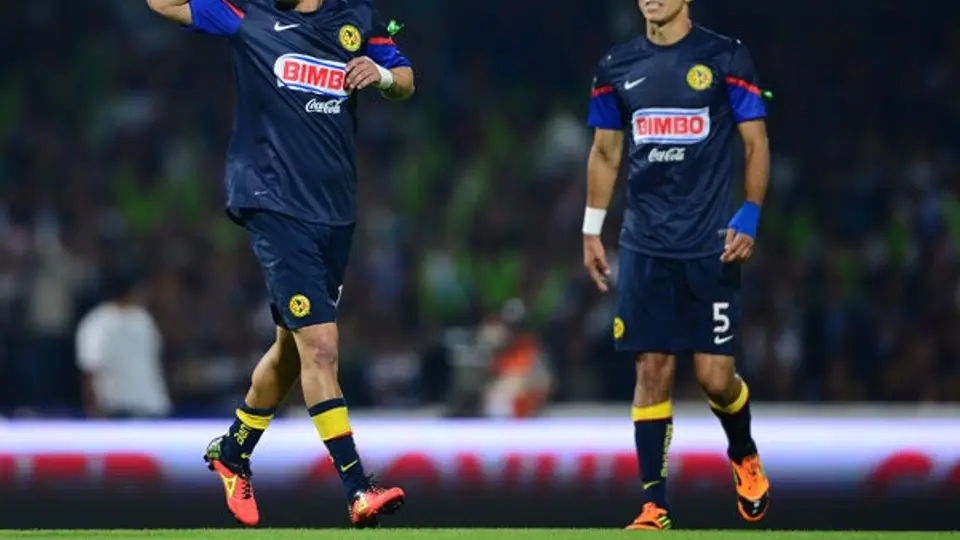 América abandona CU en sólo 10 minutos