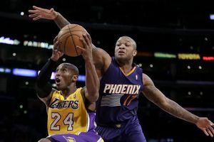 Lakers sigue sin ganar tras el regreso de Kobe