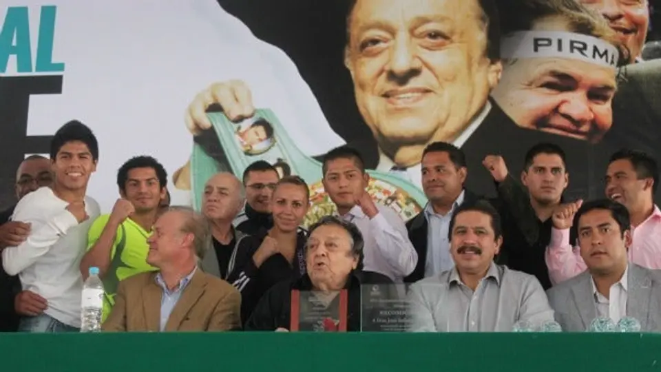 CMB y Conade trabajarán juntos para fomentar el boxeo