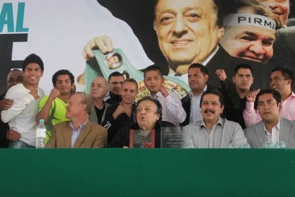 CMB y Conade trabajarán juntos para fomentar el boxeo