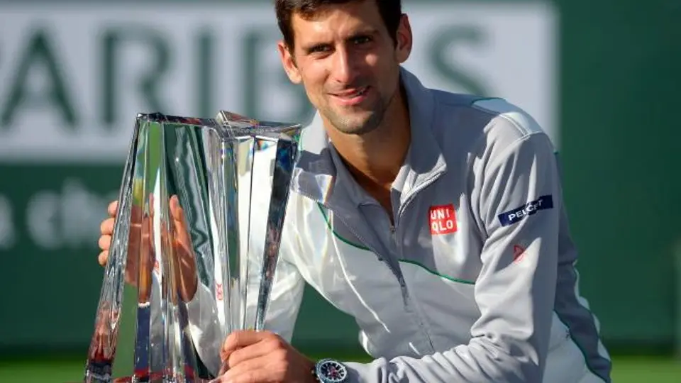 Djokovic vence a Federer y se corona en Indian Wells
