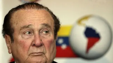 Quitan nombre de Nicolás Leoz a una calle en Chile