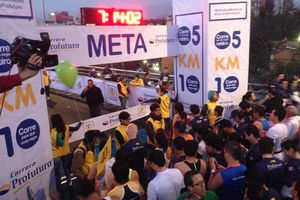 Más de 4 mil corredores participaron en la Carrera Profuturo 2013