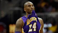 Kobe vuelve a lesionarse y es baja con los Lakers