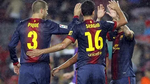 Barcelona gana y recibe el trofeo de Campeón