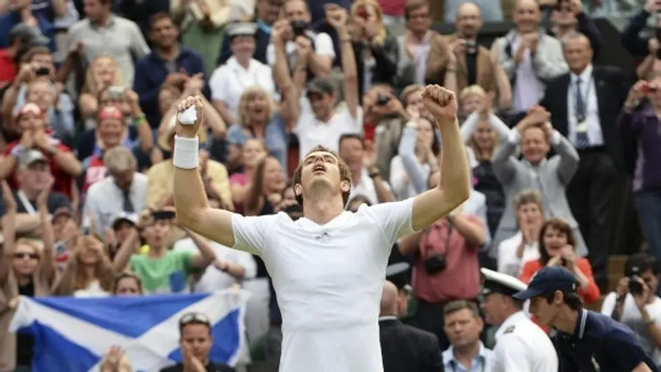 Murray derrota a Verdasco de milagro y va a Semis
