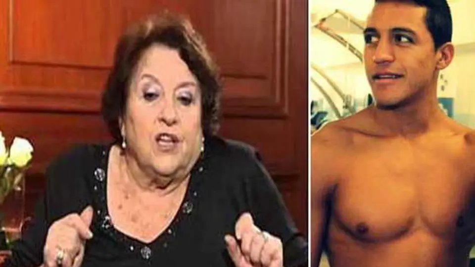 Doctora causa polémica por insultos a Alexis Sánchez