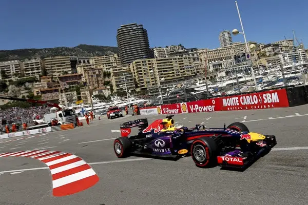 'Las primeras vueltas no fueron satisfactorias': Vettel