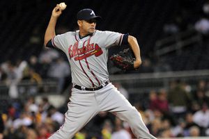 Luis Ayala es baja con Atlanta por presión alta