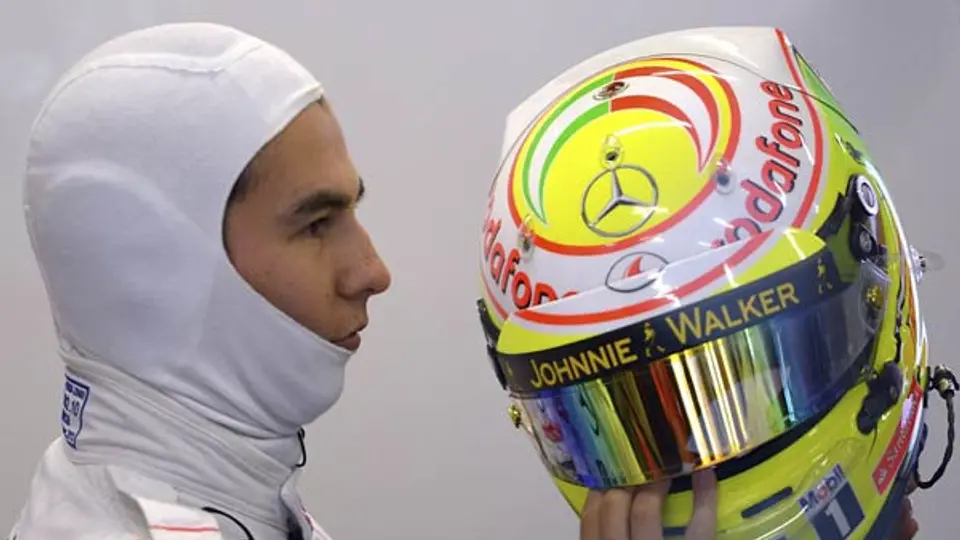 'Confío en salir entre los 10 primeros': Checo Pérez